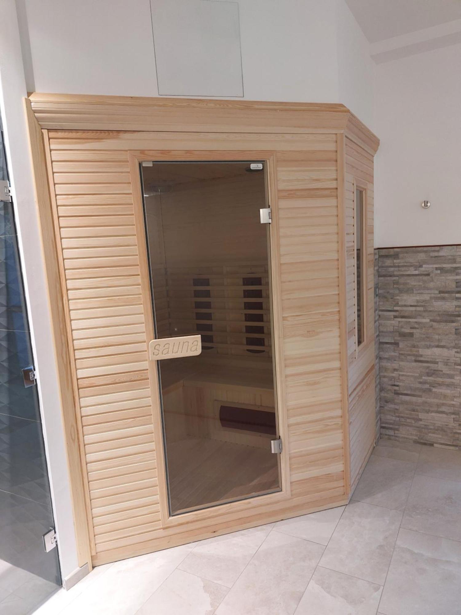 Residence Aurora Wellness & Spa Альбенга Экстерьер фото